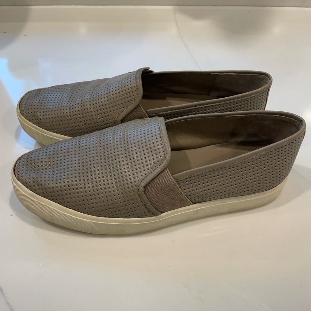 Vince perforated leather Blair slip on sneakers in taupe/gray US7